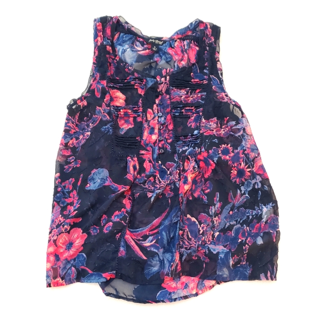 Lucky Brand size xs tank